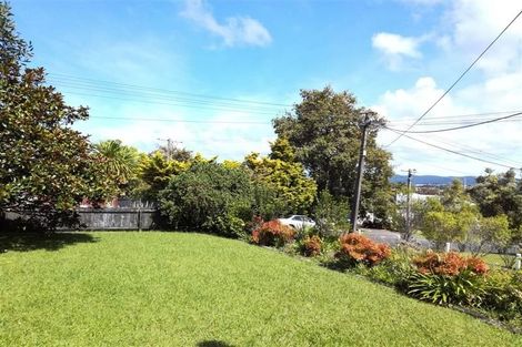 Photo of property in 1/10 Alma Street, Te Atatu South, Auckland, 0610