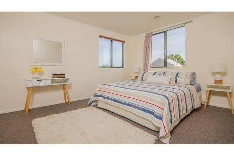 Photo of property in 10 Blumhardt Place, Avondale, Auckland, 1026