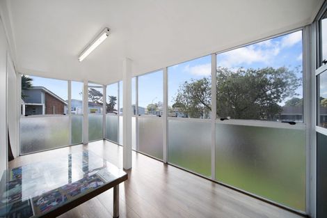 Photo of property in 4 Pike Place, Mangere East, Auckland, 2024