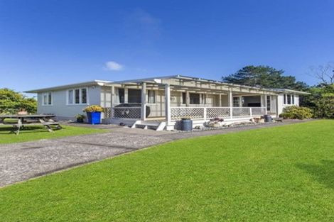 Photo of property in 77 Conroy Road, Glenbrook, Waiuku, 2681