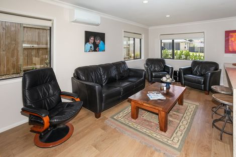 Photo of property in 6 Crosshill Court, Pokeno, 2402