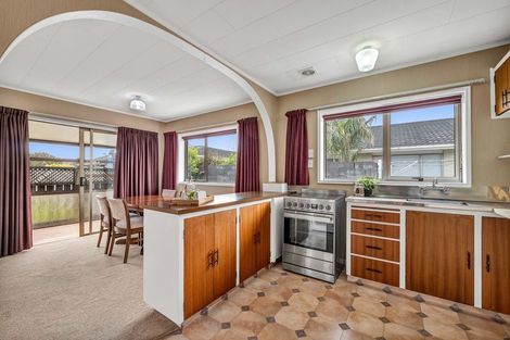 Photo of property in 30b Tukapa Street, Westown, New Plymouth, 4310