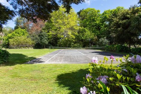 Photo of property in 6 Totara Road, Kumeroa, Woodville, 4997