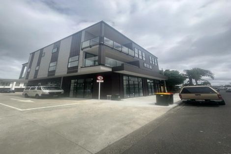 Photo of property in 309 Great South Road, Manurewa, Auckland, 2102