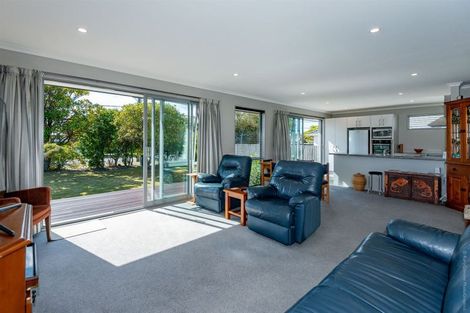 Photo of property in 38 Breezes Road, Avondale, Christchurch, 8061