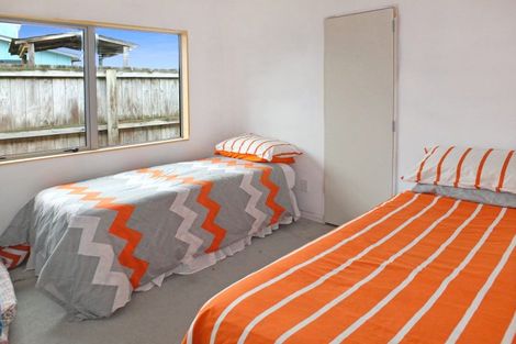 Photo of property in 4 Muritai Grove, Himatangi Beach, Foxton, 4891