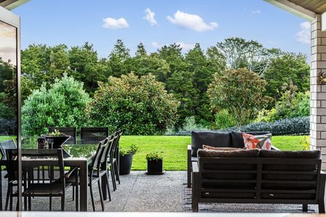 Photo of property in 69a Oraha Road, Kumeu, 0892