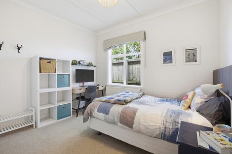 Photo of property in 185 Coutts Street, Rongotai, Wellington, 6022