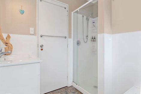 Photo of property in 6b Seymour Place, Bellevue, Tauranga, 3110