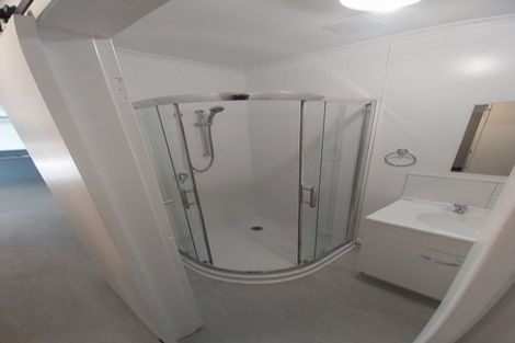 Photo of property in 64a Newlands Road, Newlands, Wellington, 6037