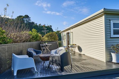 Photo of property in 49 Normandale Road, Normandale, Lower Hutt, 5010