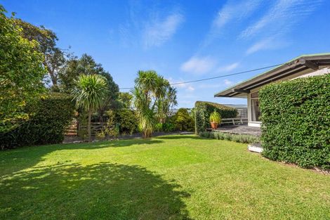 Photo of property in 13 North Crescent, Kaukapakapa, 0873