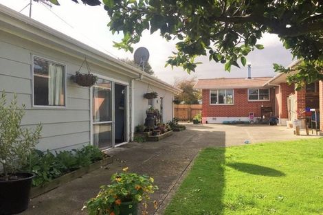 Photo of property in 24 Liverpool Street, Levin, 5510