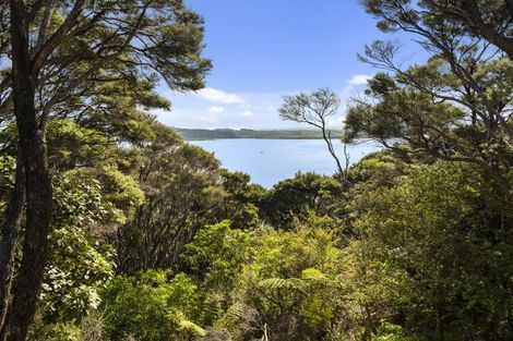 Photo of property in 25 Titore Way, Russell, 0202