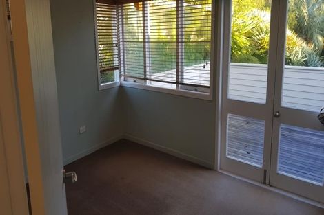 Photo of property in 36 Rewi Street, Torbay, Auckland, 0630