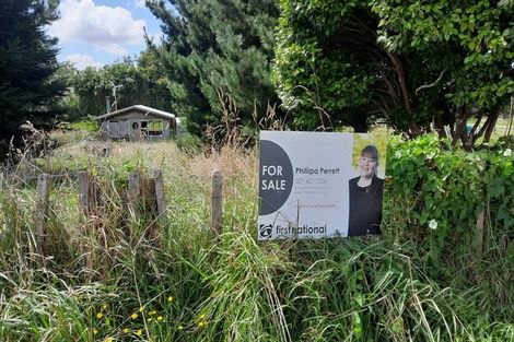 Photo of property in 74 High Street, Eltham, 4322