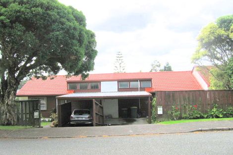 Photo of property in 5a Dolbear Street, Titirangi, Auckland, 0604