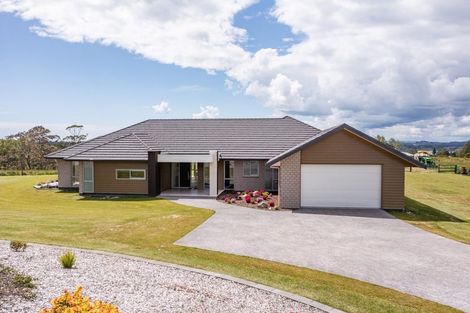 Photo of property in 15 Magnolia Tree Way, Kerikeri, 0294