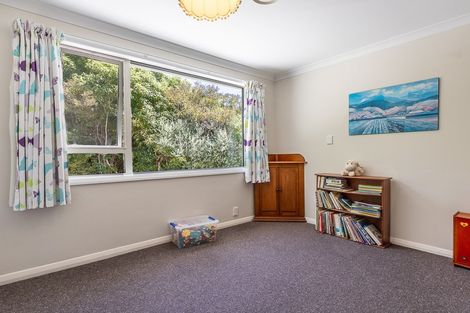 Photo of property in 34 Ngaio Road, Waikanae, 5036