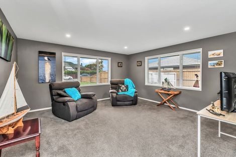 Photo of property in 30 Burnham School Road, Rolleston, 7614