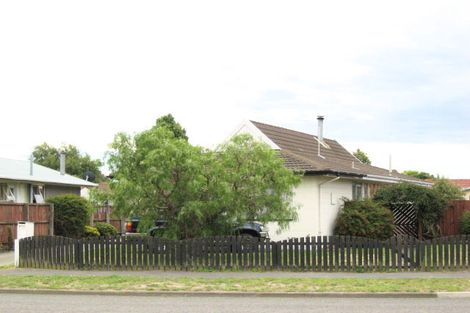 Photo of property in 103 Hay Street, Bromley, Christchurch, 8062