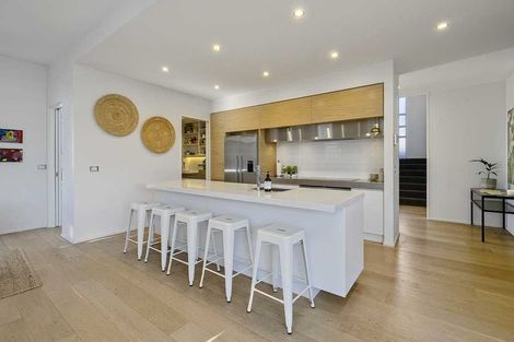 Photo of property in 24b Mansfield Avenue, St Albans, Christchurch, 8014