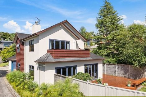 Photo of property in 18 Beulah Avenue, Rothesay Bay, Auckland, 0630