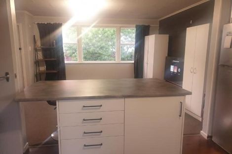 Photo of property in 2/64 Cruickshank Road, Clouston Park, Upper Hutt, 5018