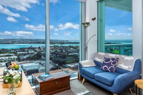 Photo of property in Sentinel Apartments, 1705/3 Northcroft Street, Takapuna, Auckland, 0622