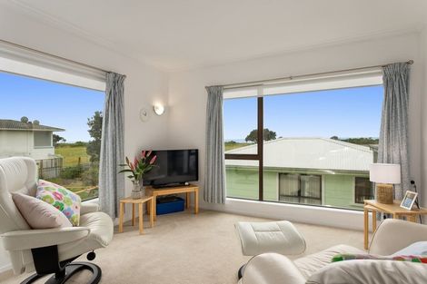 Photo of property in 2/227 Pohutukawa Avenue, Ohope, 3121