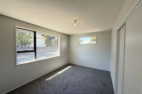 Photo of property in 2 Farm Lane, Parklands, Christchurch, 8083