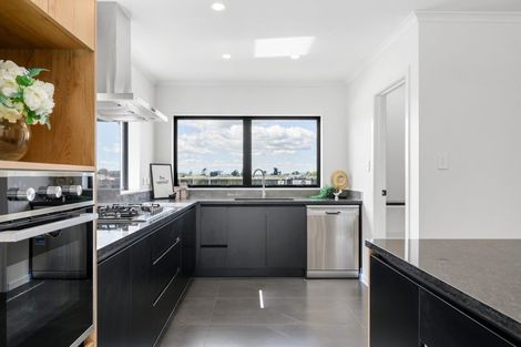 Photo of property in 27 Earp Crescent, Chartwell, Hamilton, 3210