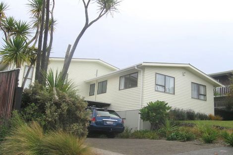 Photo of property in 7 Wisteria Grove, Maungaraki, Lower Hutt, 5010