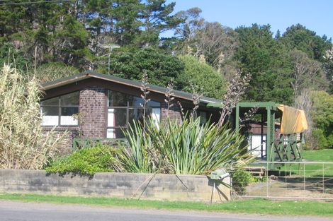 Photo of property in 3 Bluff Road, Kuaotunu West, Whitianga, 3592