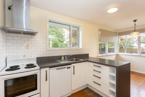 Photo of property in 28 Barnes Road, Redwood, Christchurch, 8051