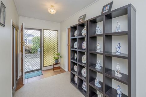 Photo of property in 3 Chester Street, Levin, 5510