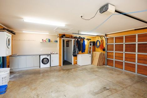 Photo of property in 6 Waipatere Court, Ashhurst, 4810