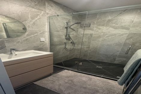 Photo of property in 10 Monstedt Terrace, Windsor Park, Auckland, 0632