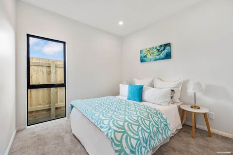 Photo of property in 63 Flanshaw Road, Te Atatu South, Auckland, 0610