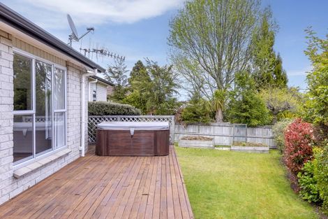 Photo of property in 23 Kereru Street, Two Mile Bay, Taupo, 3330