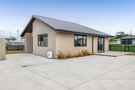 Photo of property in 377a Waihi Road, Normanby, Hawera, 4614