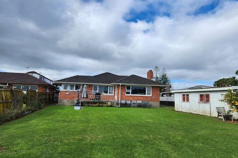 Photo of property in 43 Millen Avenue, Pakuranga, Auckland, 2010