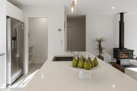 Photo of property in 12 Muster Road, Jacks Point, 9371