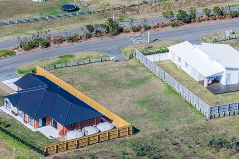 Photo of property in 19 Waitarere Rise Avenue, Waitarere Beach, Levin, 5510