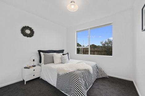 Photo of property in 51b Brook Street, Waterloo, Lower Hutt, 5011