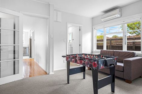 Photo of property in 49a Memorial Avenue, Ilam, Christchurch, 8053