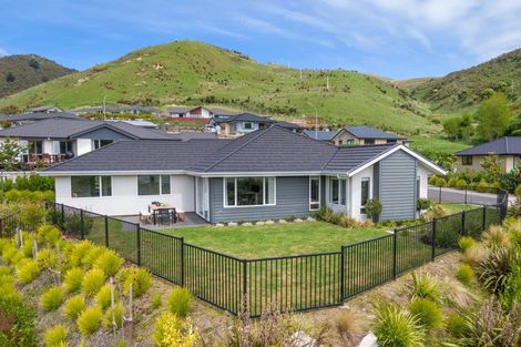 Photo of property in 1 Bristol Lane, Atawhai, Nelson, 7010