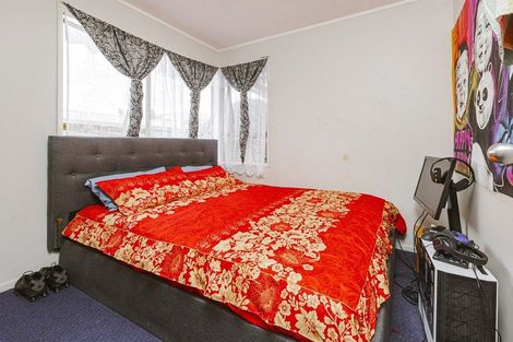 Photo of property in 26 Gambare Place, Wattle Downs, Auckland, 2103