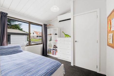 Photo of property in 1 Titoki Place, Pukete, Hamilton, 3200