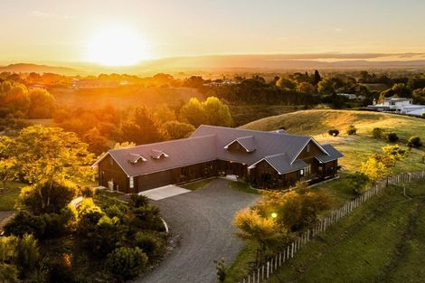Photo of property in 136 Kopanga Road, Havelock North, 4130